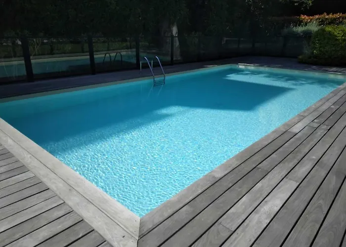 Inter Superb Piscine 5 Min Gare *